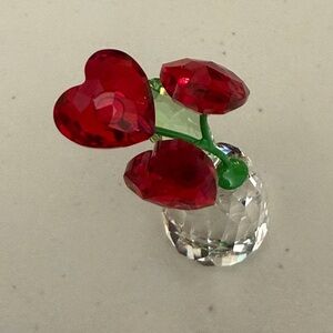 New SWAROVSKI Crystal Moments/Sparkling Treasures - Flower Dreams Red Hearts